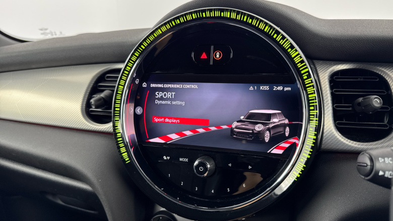 MINI Hatchback 1.5 Cooper Exclusive Premium 5dr Auto Petrol Hatchback